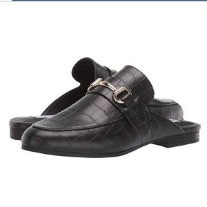 BRAND NEW NEVER BEEN WORN Steve Madden